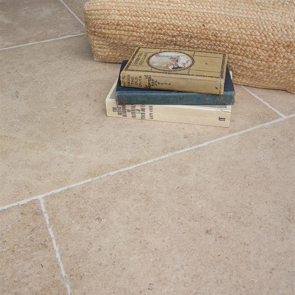 Seasoned dijon limestone tile details 